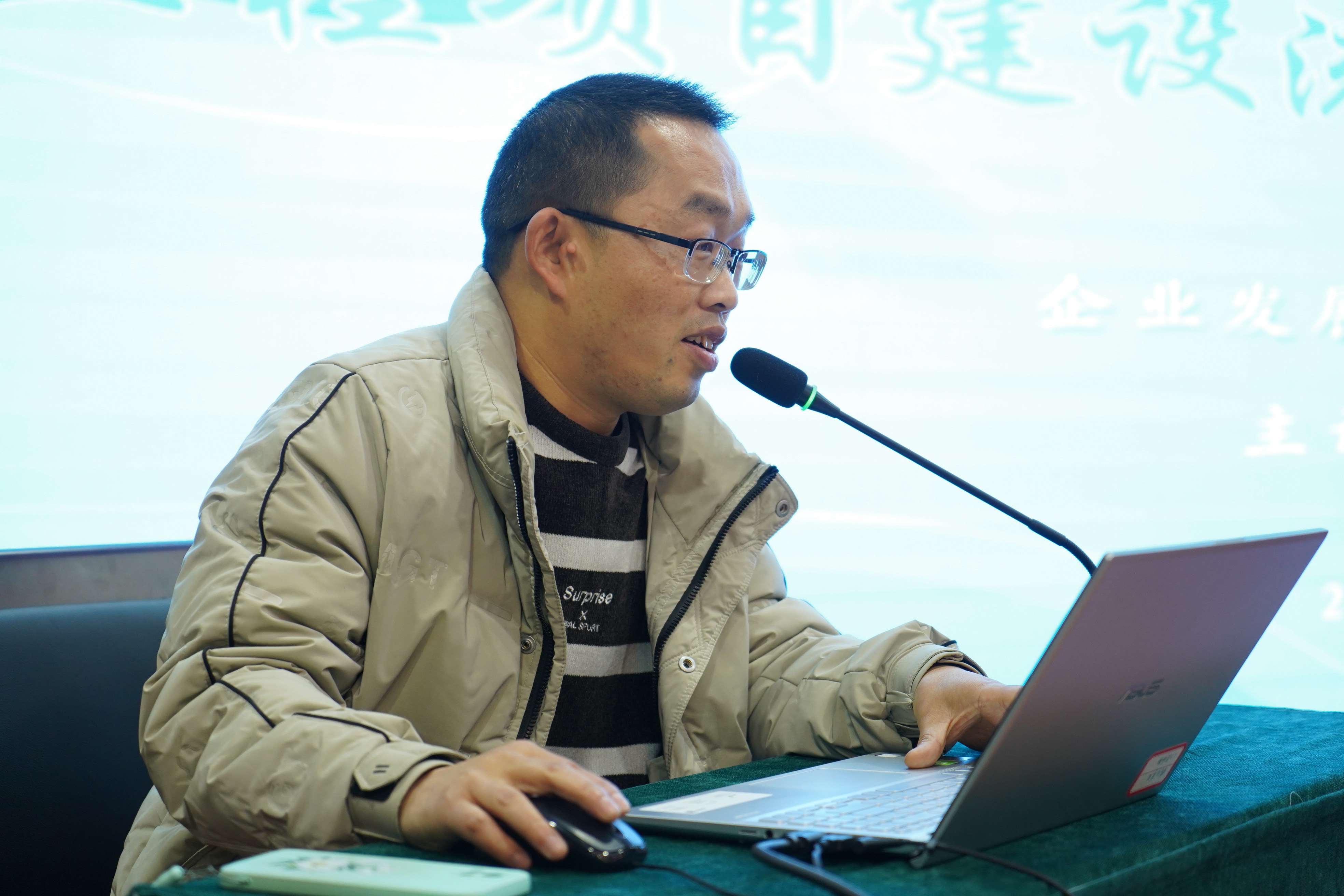 DSC03652.jpg DSC03652.jpg